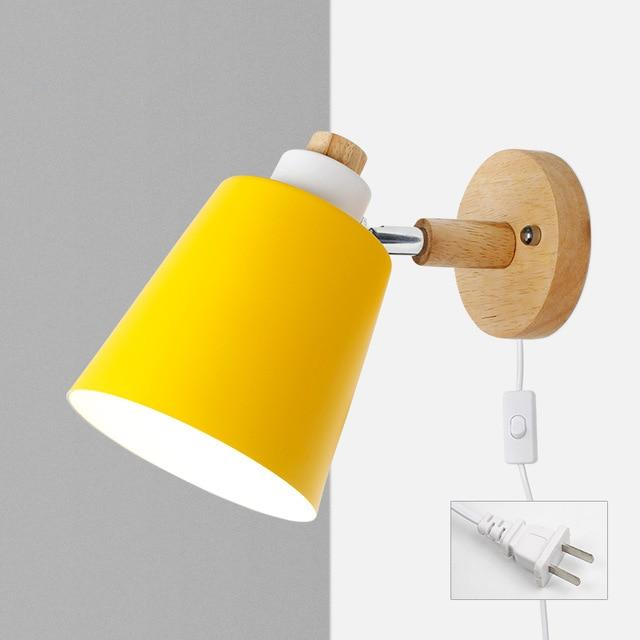 Verano – Rotatable reading lamp made of wood and metal with plug connection