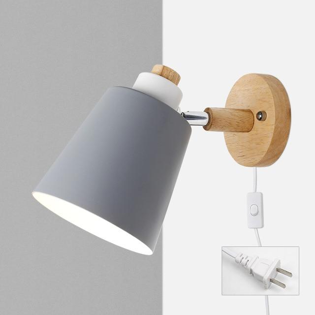 Verano – Rotatable reading lamp made of wood and metal with plug connection