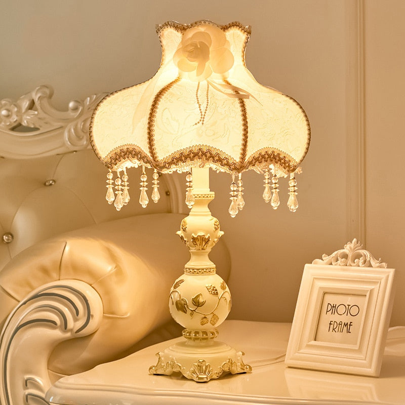 Florenza – Tiffany tafellamp met stoffen kap – Handgemaakt klassiek design