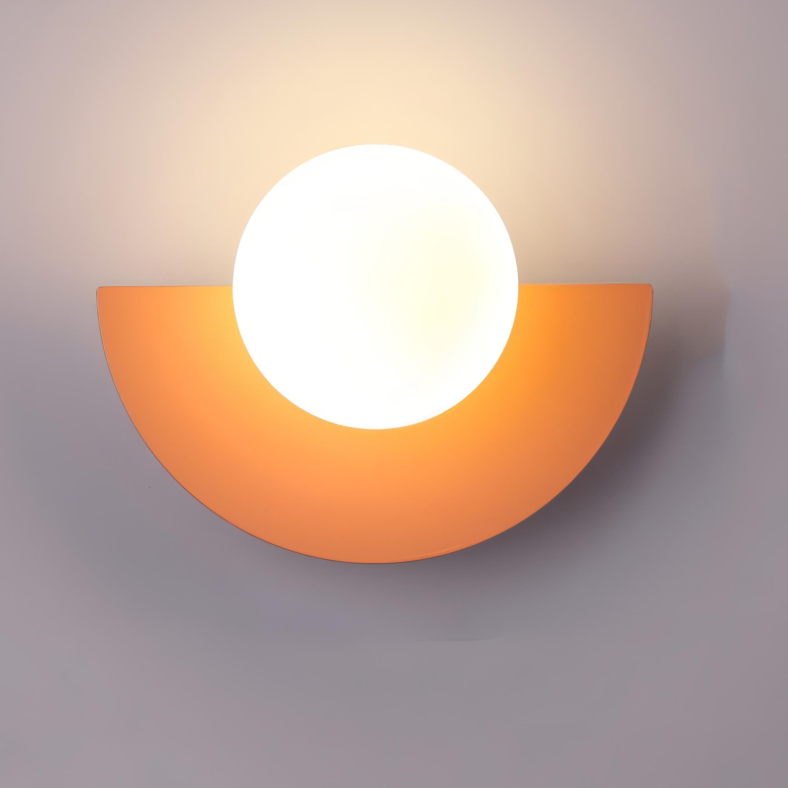 Arctiq – Scandinavian half moon wall lamp – LED wall lighting