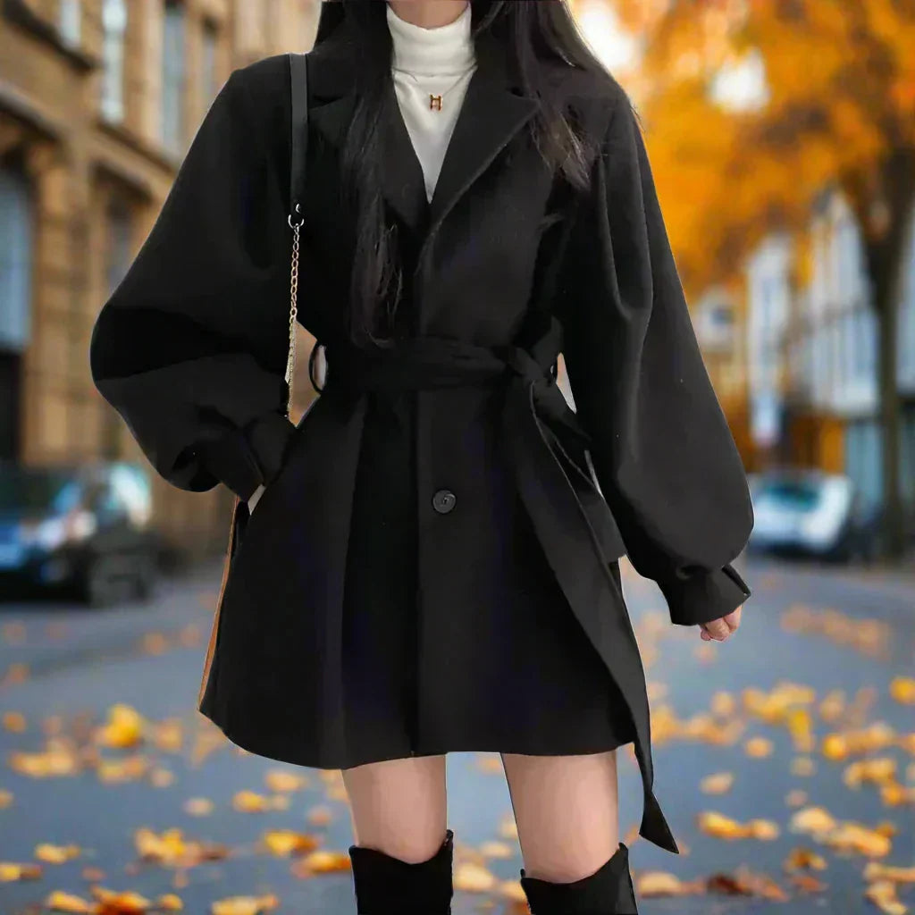 Mystie Lange Dames Trenchcoat met Riem – Tijdloze Elegantie
