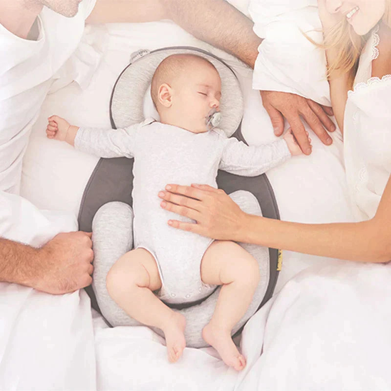 Nestlenap – Ergonomisch babykussen tegen plat hoofdje – 0-6 maanden