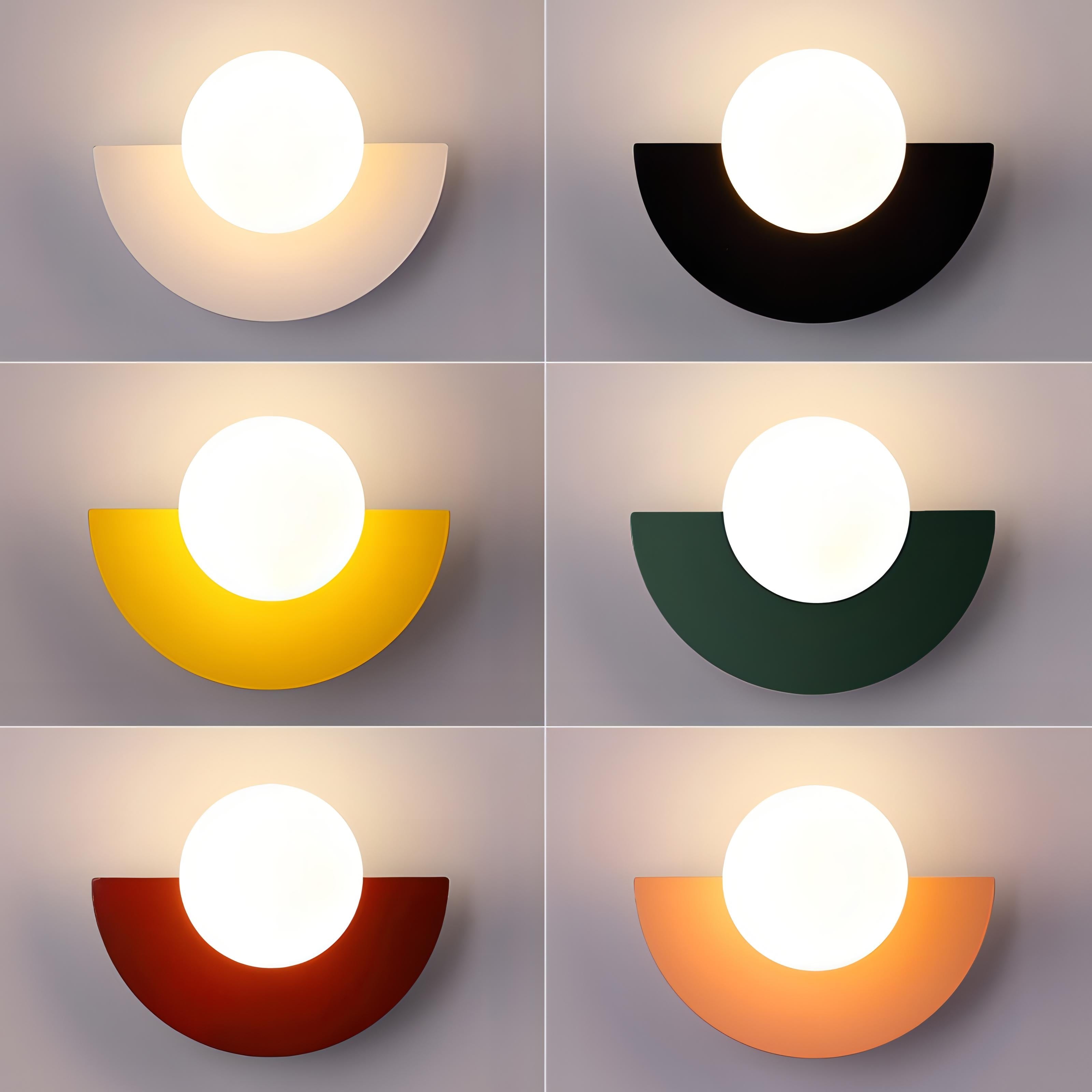 Arctiq – Scandinavian half moon wall lamp – LED wall lighting