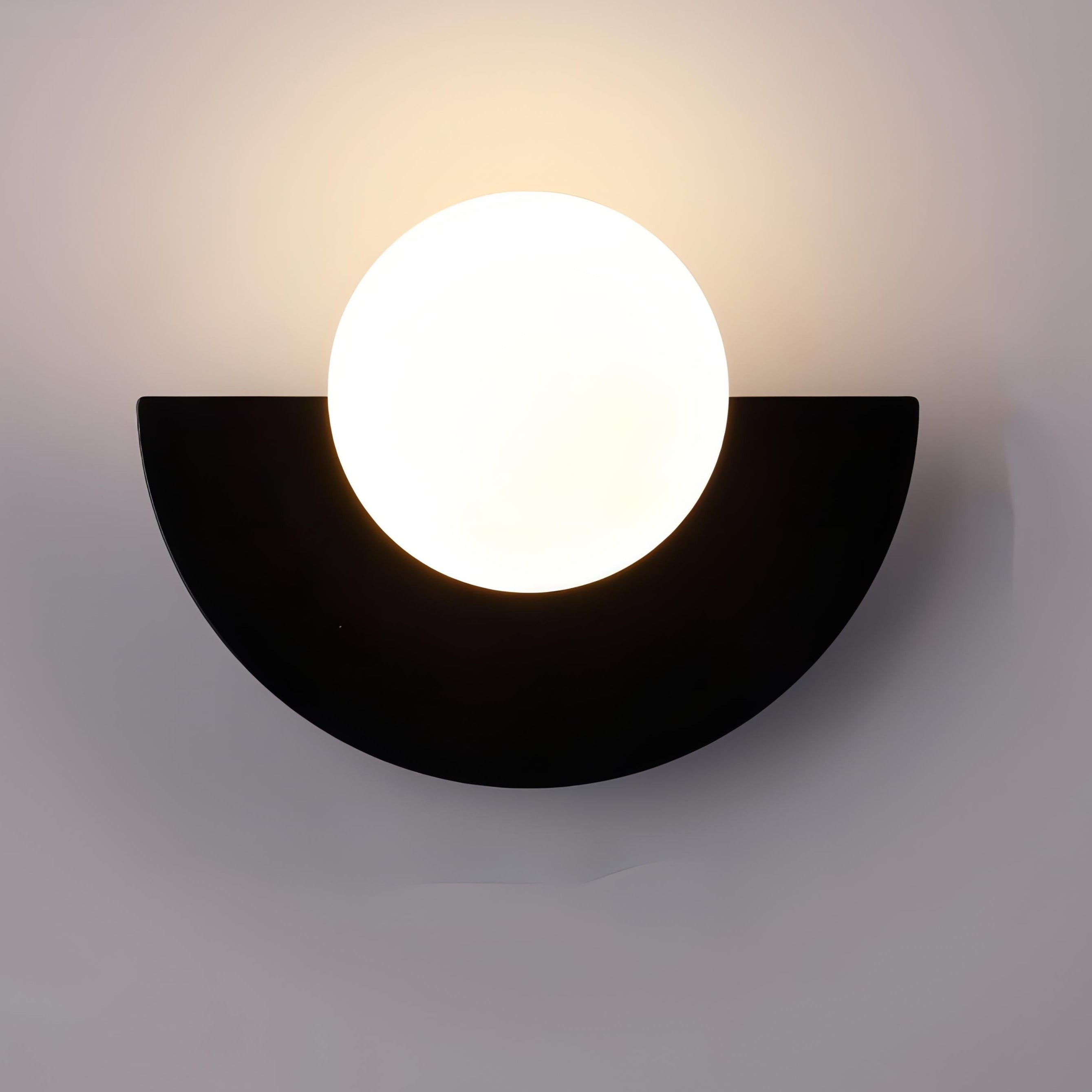 Arctiq – Scandinavian half moon wall lamp – LED wall lighting