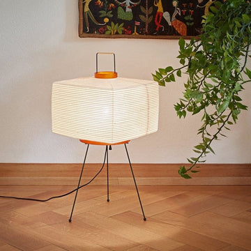 Yukari – Japanese tripod floor lamp – Wabi-sabi rice paper design