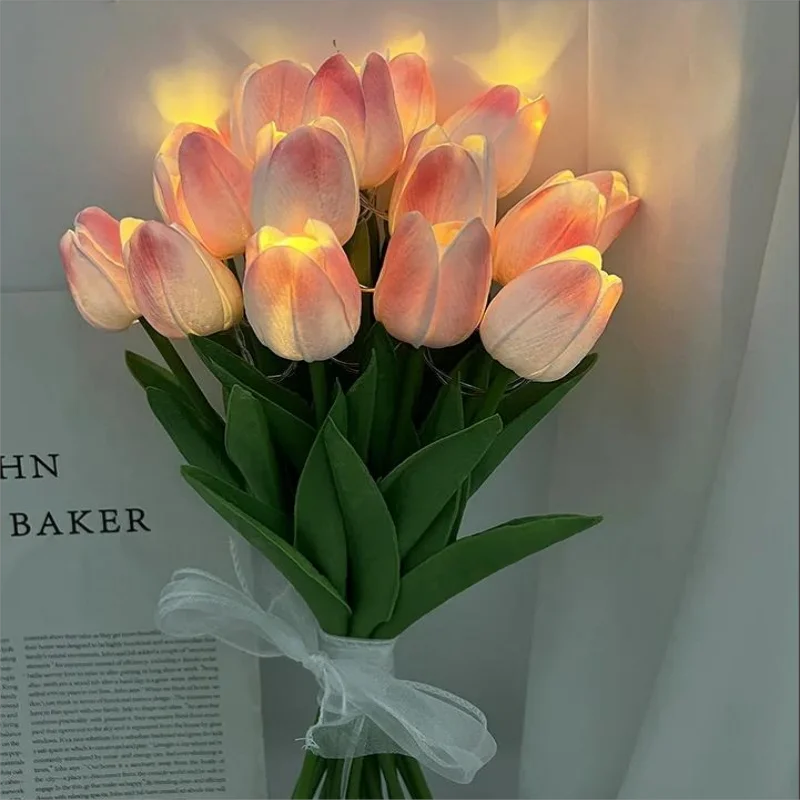 TulipGlow – Portable LED tulip night lamp with warm light – Decorative