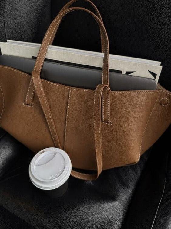 Lara Tote Bag – Vintage Leren Tas met Tijdloze Stijl en Ruimte