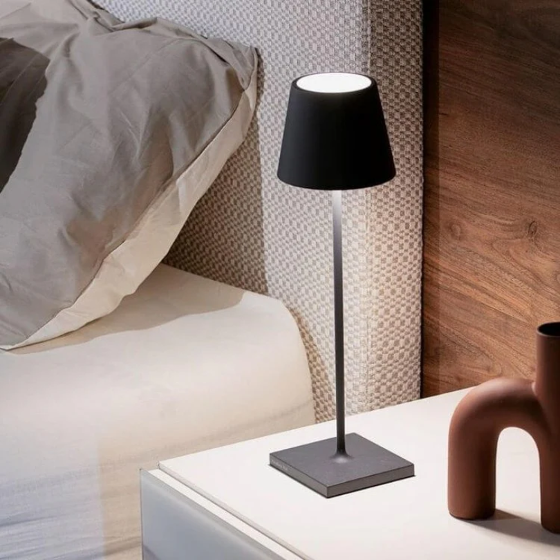 LumiFlex – Lámpara de mesa LED inalámbrica con control táctil – Recargable