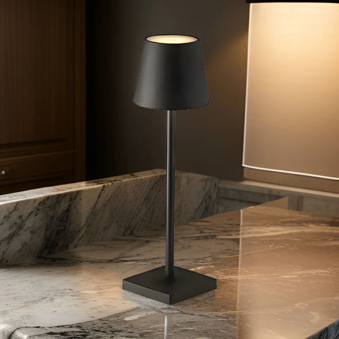 NordicAura – Draadloze oplaadbare LED-tafellamp in Scandinavische stijl