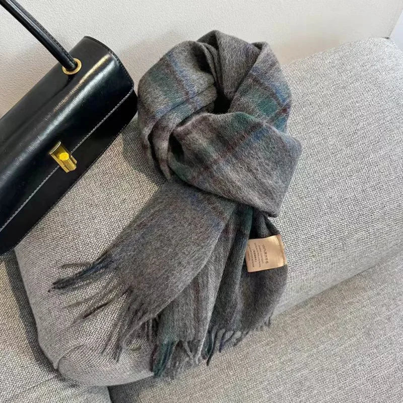 Wolvéra Dames Sjaal – 100% Wol met Dambordpatroon, Warm & Luxe voor de Winter