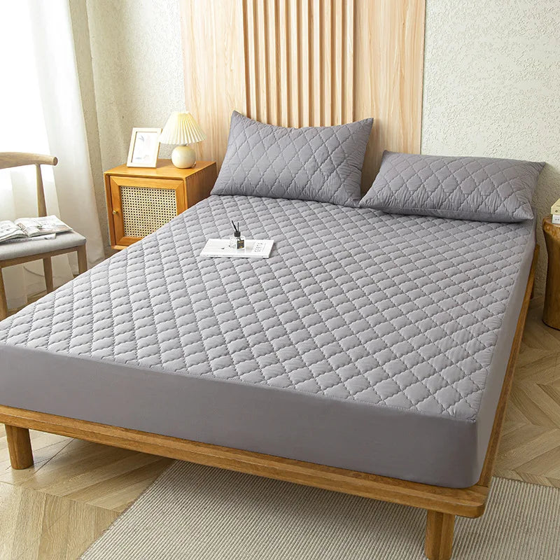 SleepSure – Cubierta de colchón impermeable con banda elástica – Gris/Blanco