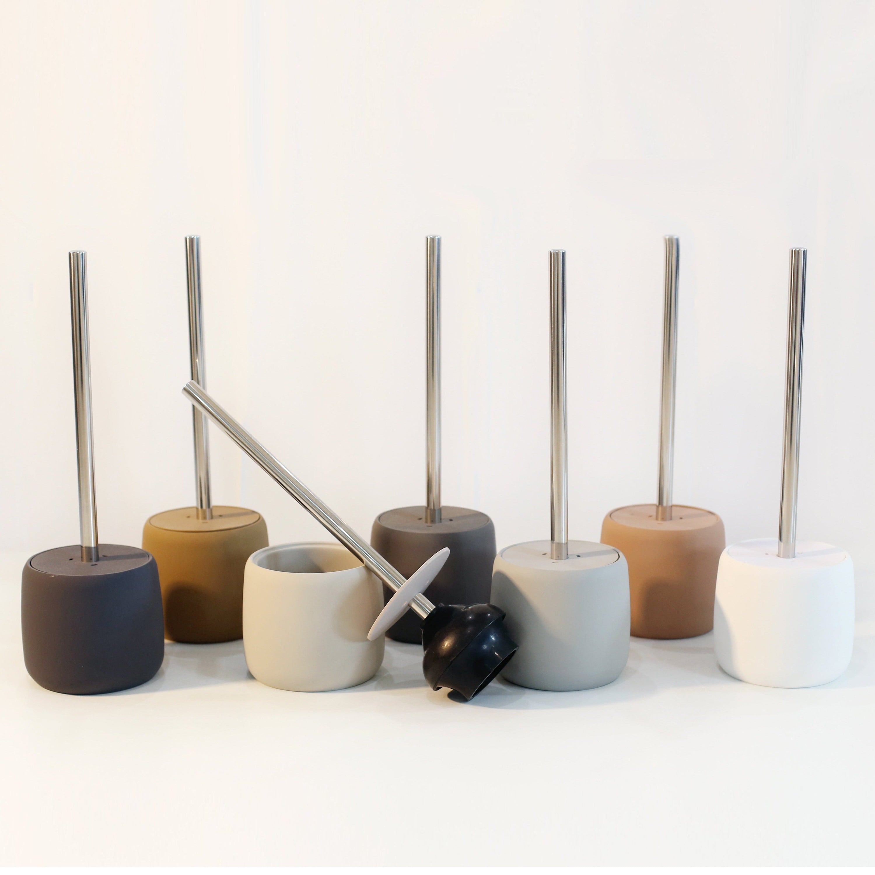 Clenvia – Suction Cup with Holder of Silicone & Metal, modern bathroom accessory