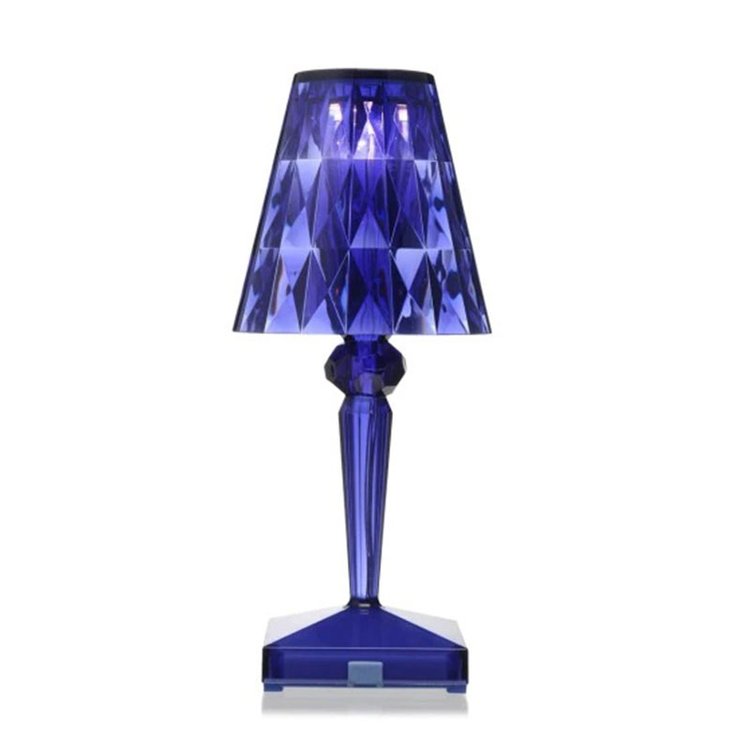 GlamCrystal Lamp - Chic Table Lamp - Crystal Design - Luxury and Elegant