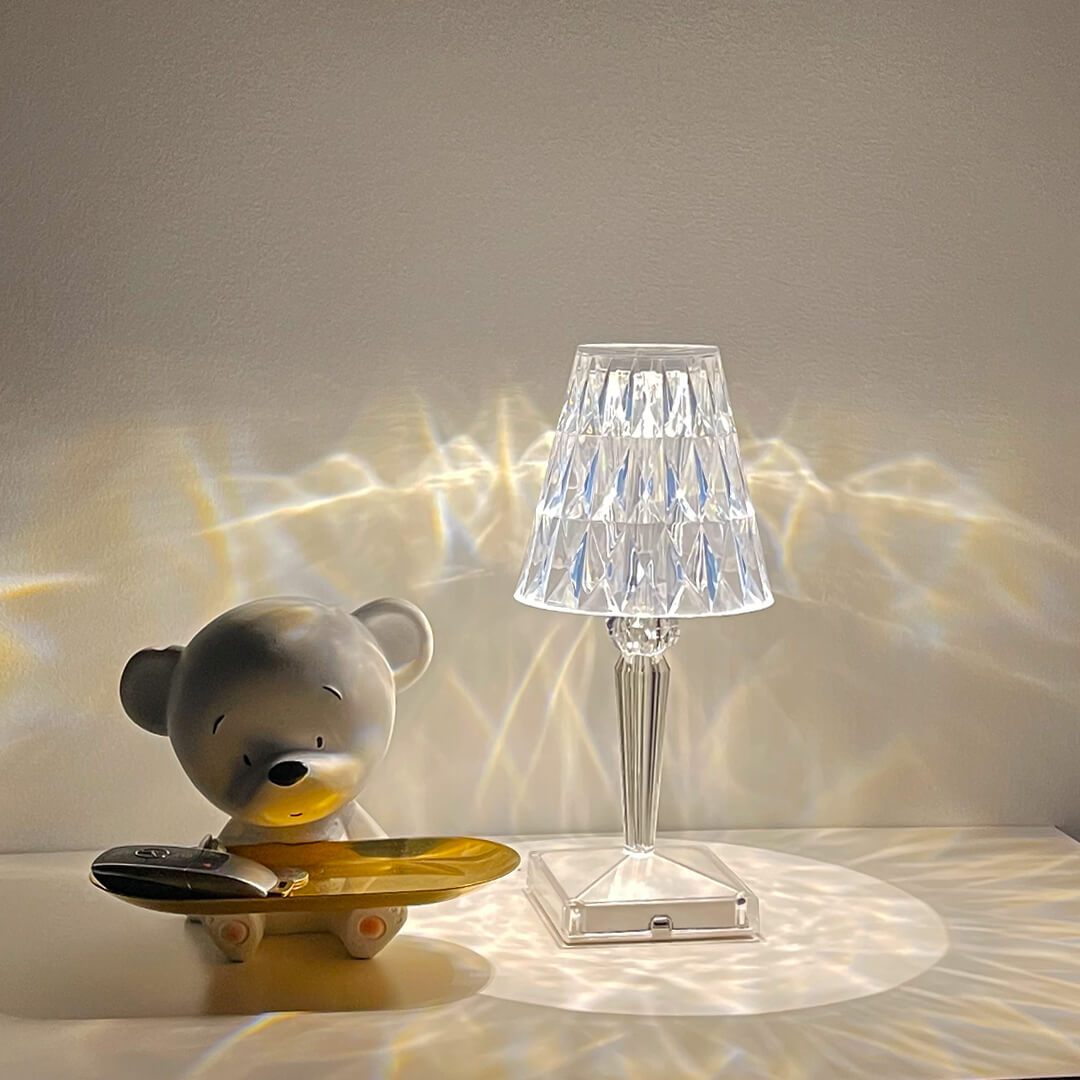 GlamCrystal Lamp - Chic Table Lamp - Crystal Design - Luxury and Elegant