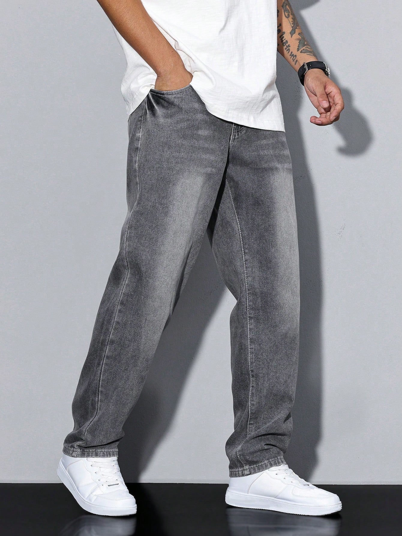 DenimCraft – Jeans para Hombre Daan en Color Liso – Casual Todoterreno para Cualquier Ocasión