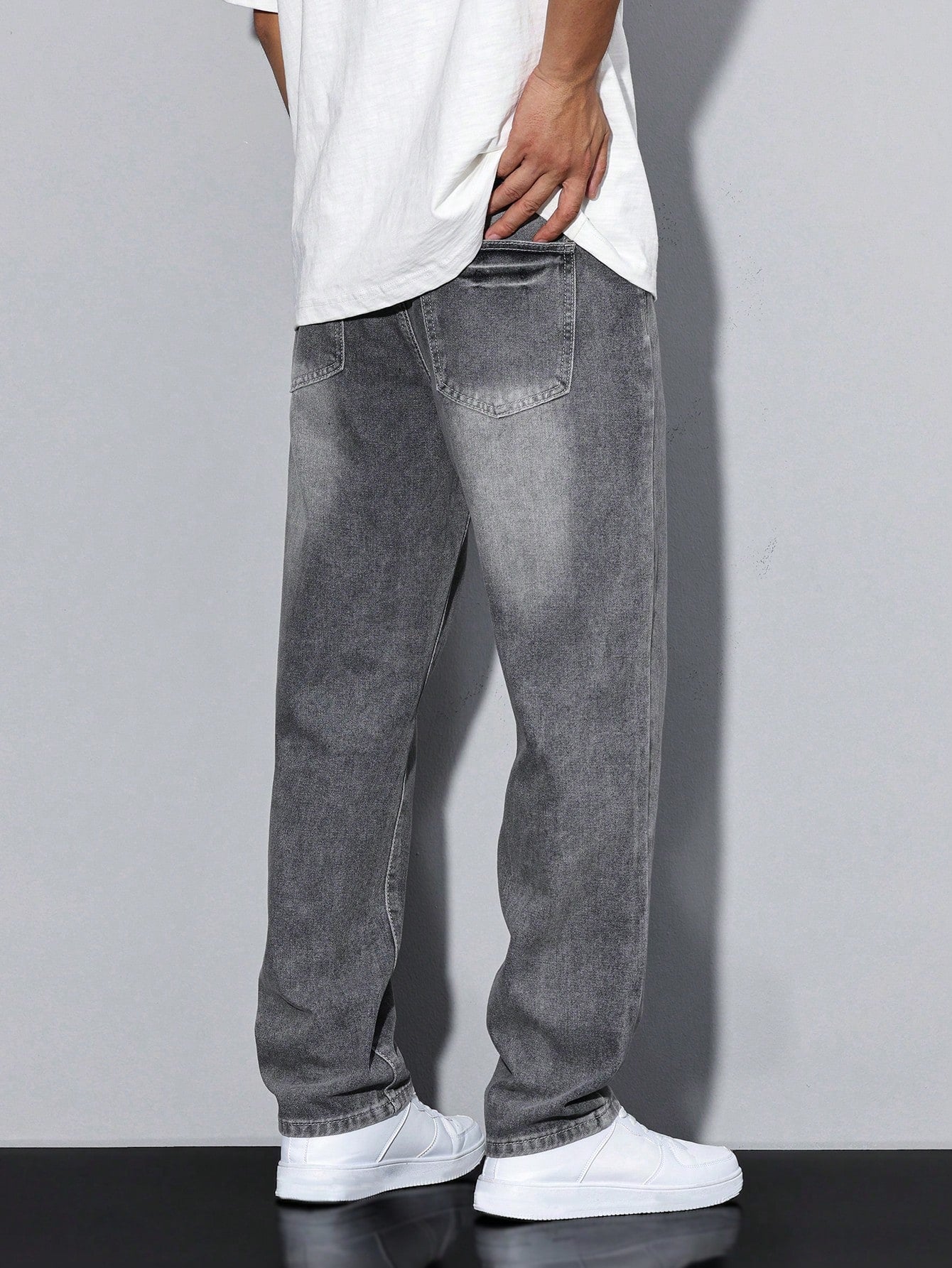 DenimCraft – Jeans para Hombre Daan en Color Liso – Casual Todoterreno para Cualquier Ocasión