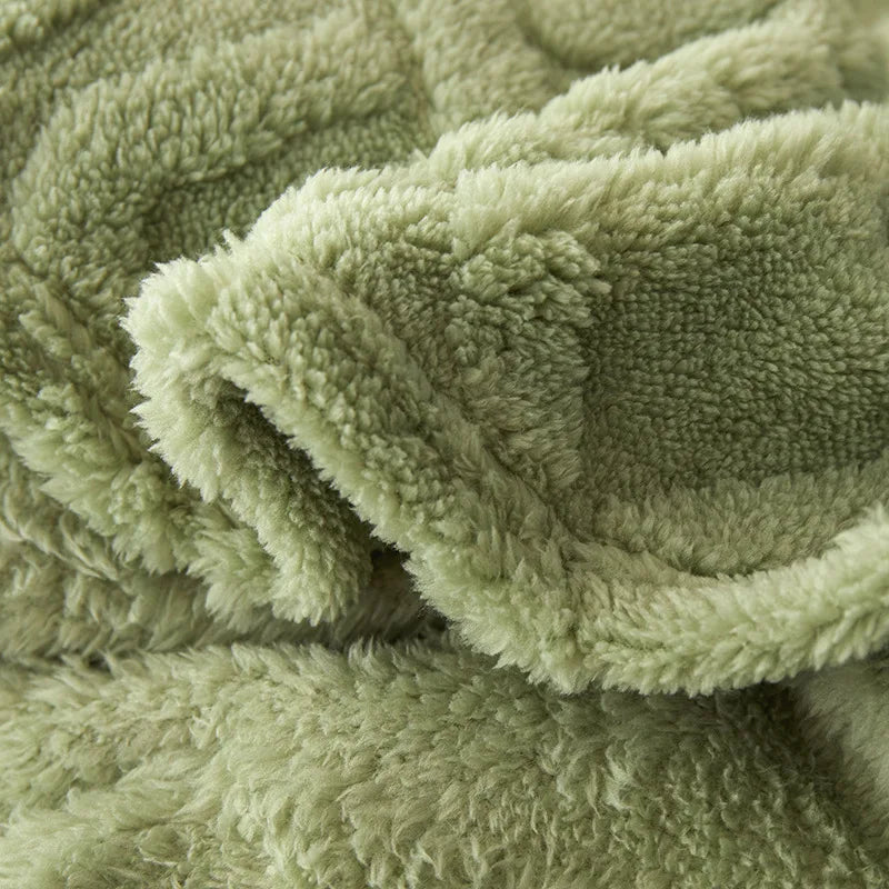 CozyLuxe – Double-sided Thickened Lambswool Blanket – Winter Warmth