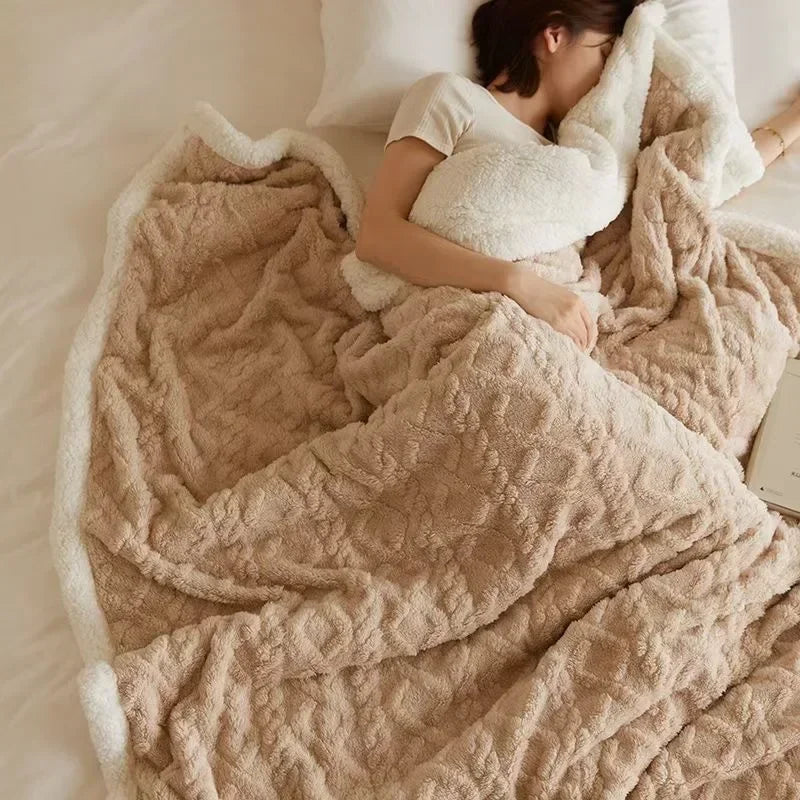 WarmWool – Cozy winter blanket made of lambswool and fleece
