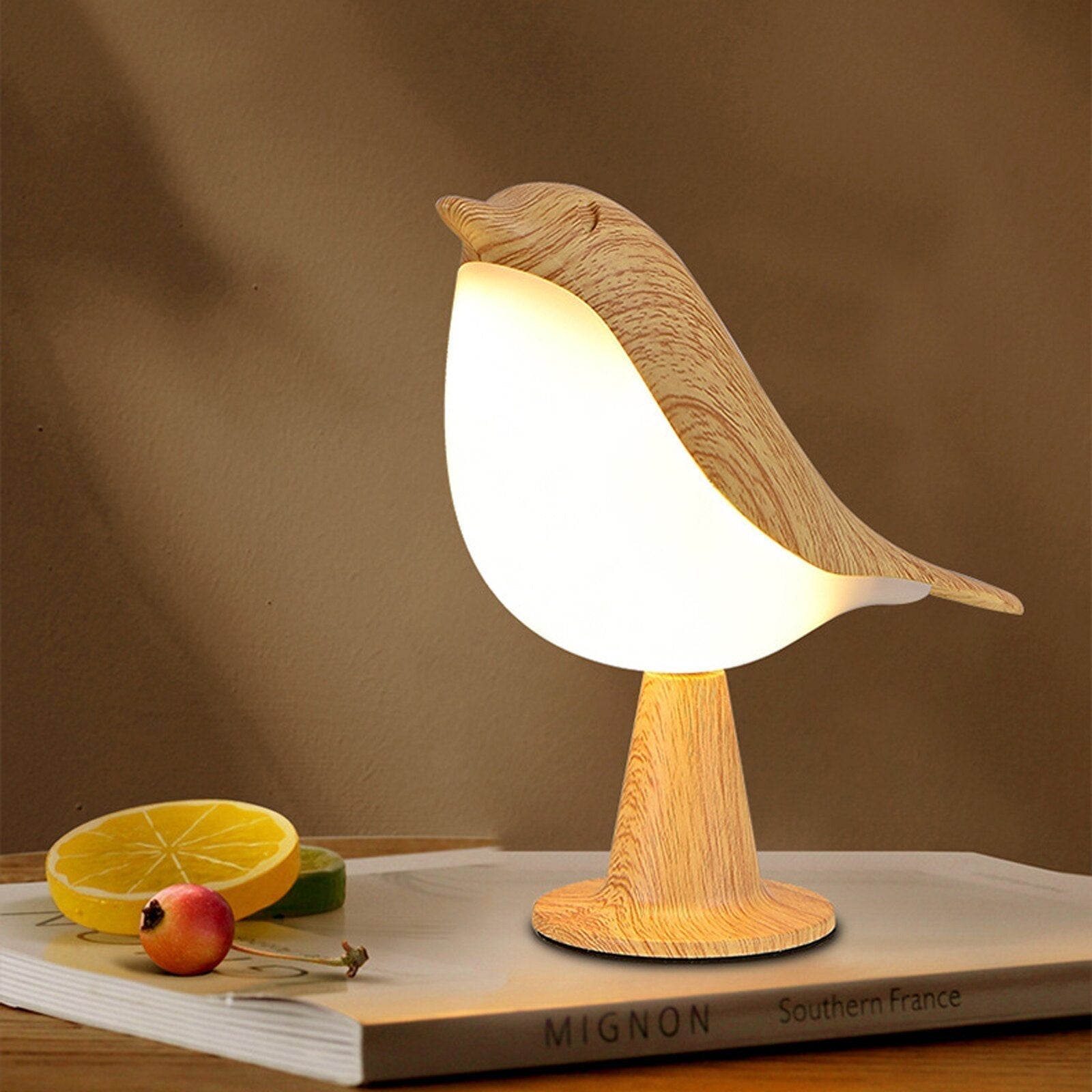 Winged Elegance Table Lamp - Night Lamp with Bird Design - Luxury and Functional