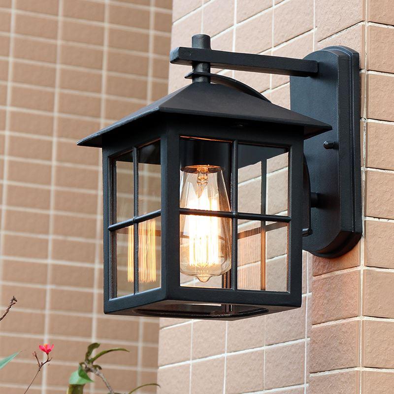 Lanterro – Classic outdoor wall lamp – Weather-resistant metal E27