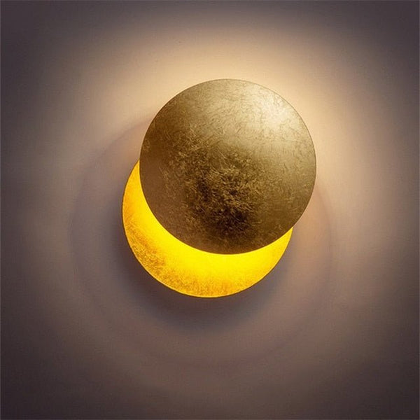 Lunora – Wall lamp with Moonlight Glow – Minimalist LED Ambient Lighting