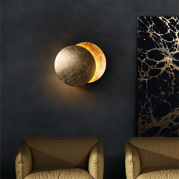 Lunora – Wall lamp with Moonlight Glow – Minimalist LED Ambient Lighting