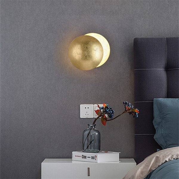 Lunora – Wall lamp with Moonlight Glow – Minimalist LED Ambient Lighting