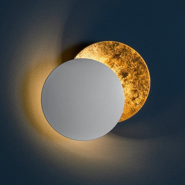 Lunora – Wall lamp with Moonlight Glow – Minimalist LED Ambient Lighting