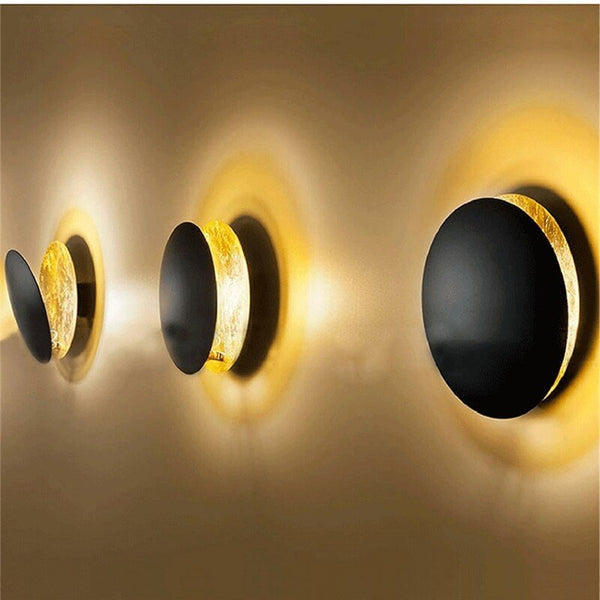 Lunora – Wall lamp with Moonlight Glow – Minimalist LED Ambient Lighting
